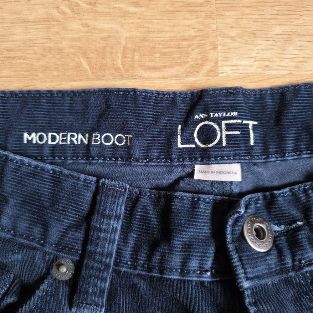 LOFT Ann Taylor Corduroy Pants Womens Sz 4 Blue Modern Boot Preppy Casual - Picture 3 of 10
